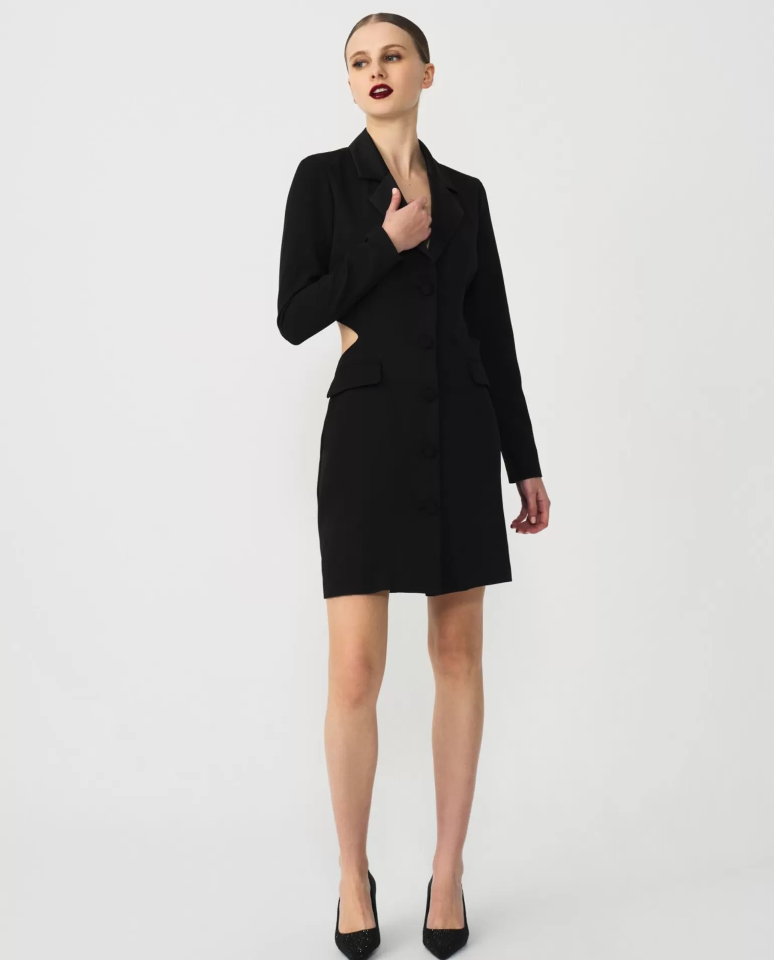 Mujer Cuplé Vestido Corto Cut Out Crep Negro